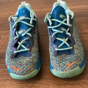 Youth Lebron Sneakers